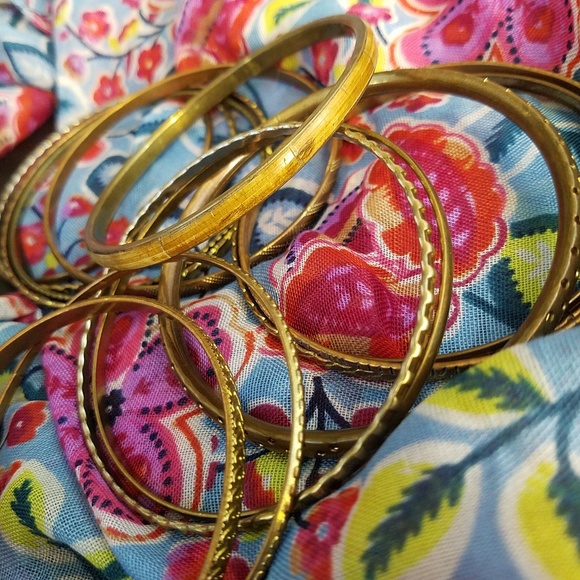 3 for $20 - 13 Pretty Bengal Bracelets - Picture 2 of 3